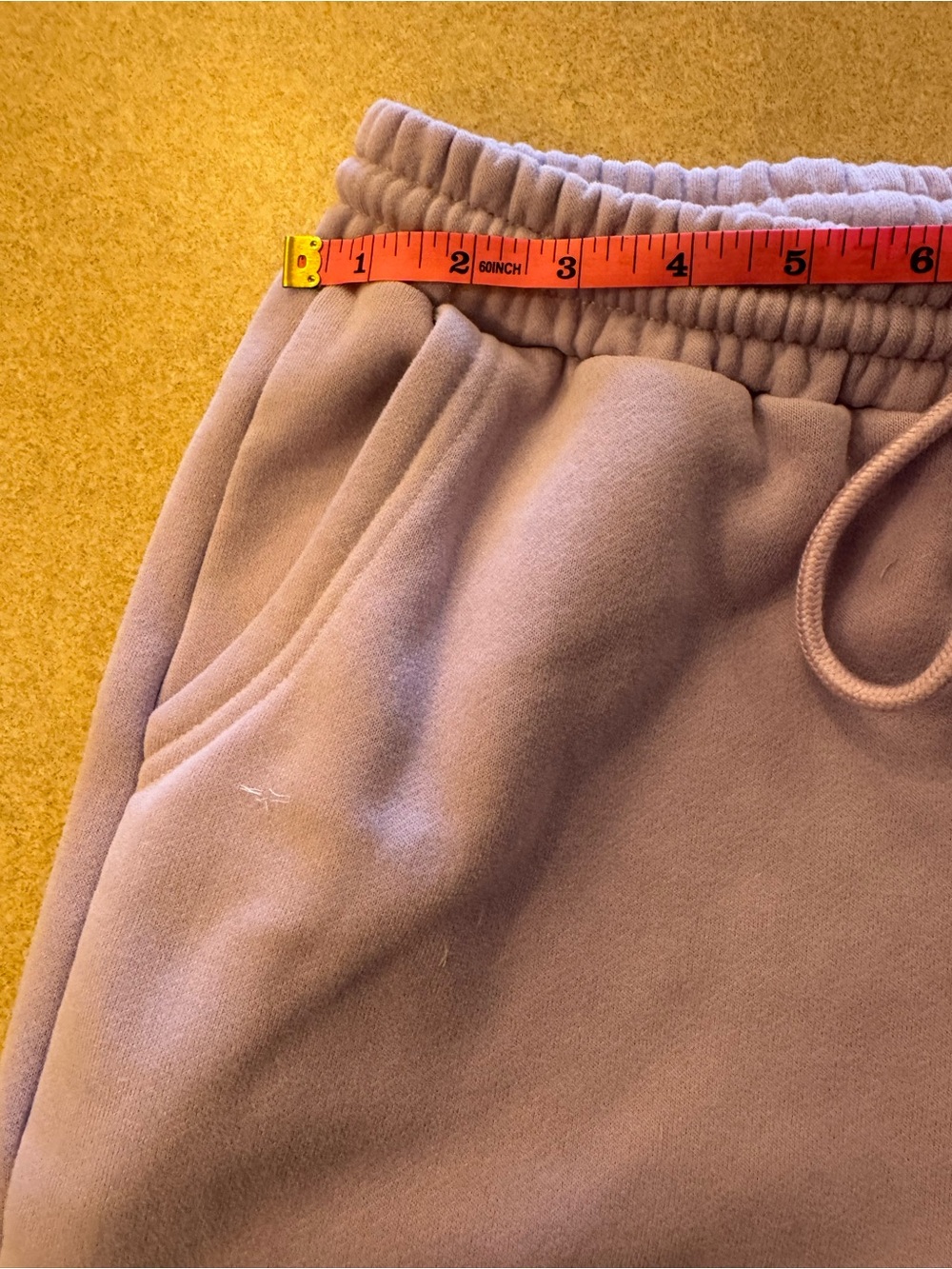 Vintage women’s Cozy Elastic-Waist Joggers in lilac purple - Picture 3 of 5